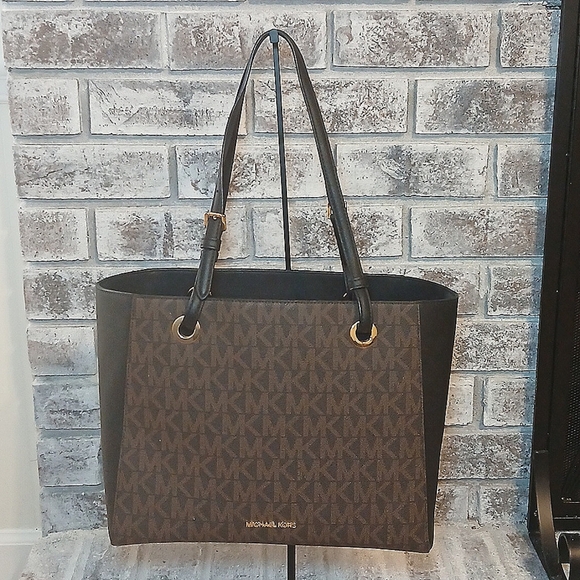 Michael Kors Medium Walsh Multifunction Tote – Brown/Black - Picture 1 of 15